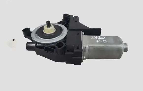 Volvo V60 Front door window regulator motor 966269103 130805