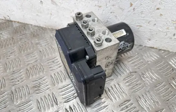 Opel Insignia A ABS Pump 22757649 16817015 16312215