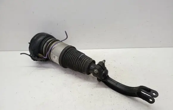 Porsche Macan (95B) Front air suspension shock absorber 8K0413037 95B616039F