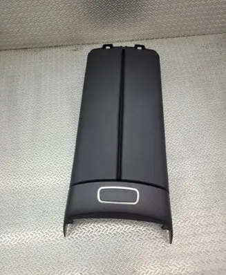 Mercedes-Benz CLA C118 X118 Armrest A1776803301