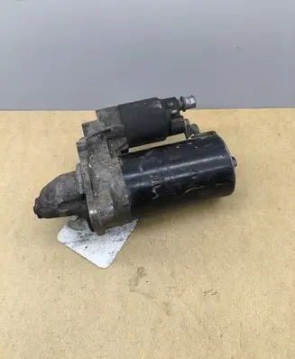 BMW 5 E39 Starter motor 0001108157 1712939