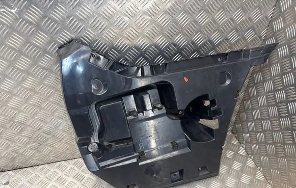 BMW 5 F10 F11 Rear bumper mounting bracket 7184768 15857711