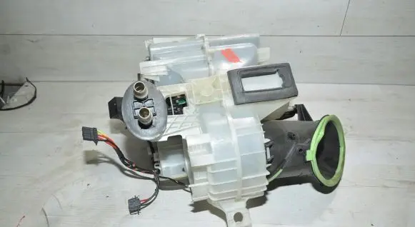 Peugeot 2008 I Interior heater climate box assembly 96722345ZD