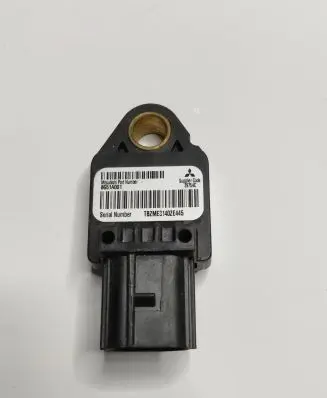 Mitsubishi Outlander Airbag deployment crash/impact sensor 8651A001 39754C TBZME3140ZE445
