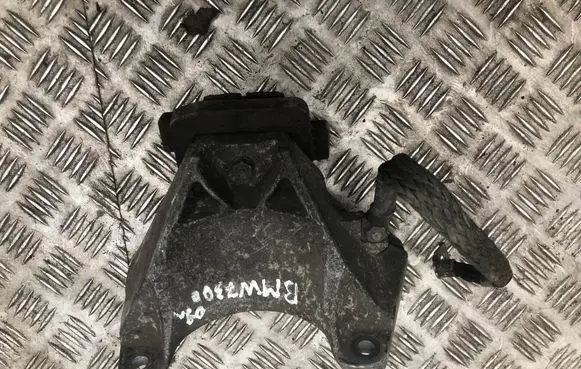BMW 7 F01 F02 F03 F04 Engine mounting bracket 13807410 2232678122902