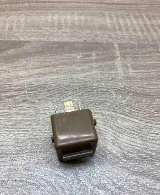 BMW 5 E39 Other relay 1388745 602039