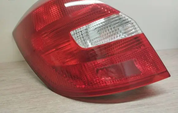 Skoda Fabia Mk2 (5J) Rear/tail lights 5J6945111A 5J6945111 5J6945095
