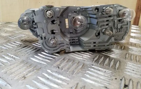 Tail light part
