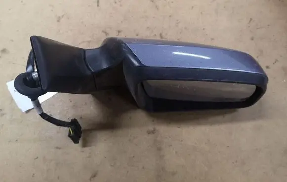 Opel Zafira B Front door electric wing mirror 010850