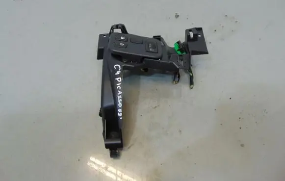 Citroen C4 II Picasso Light switch