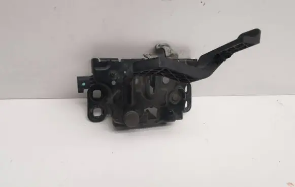 Chrysler Pacifica Engine bonnet/hood lock/catch 