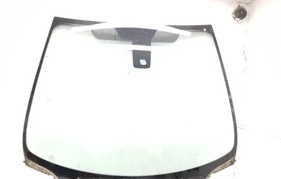 Peugeot 307 CC Front windscreen/windshield window 43R008594 E000257 DOT24M122AS1