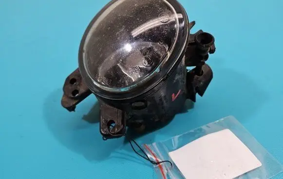 Mercedes-Benz GLK (X204) Front fog light 0305076001 IMPRK1449933