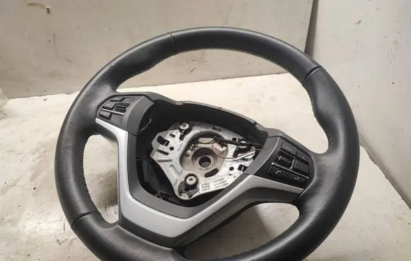 BMW X5 F15 Steering wheel SW686533501 246055438501 14B3365P68800