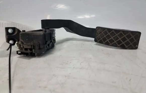 Audi A8 S8 D3 4E Accelerator throttle pedal 4E1723523H