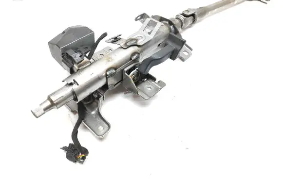 Steering wheel axle set