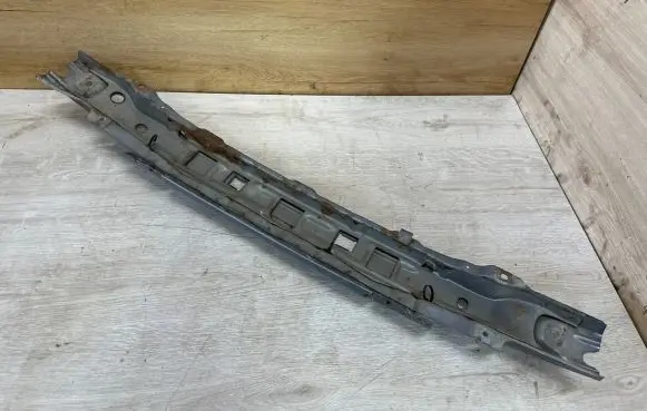 Opel Zafira A Front bumper support beam