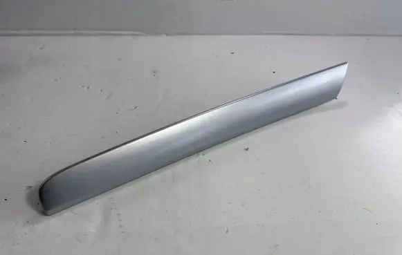 Volkswagen Sharan Front door trim bar 