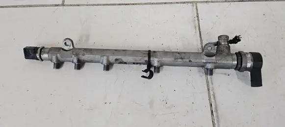 Mercedes-Benz Vito Viano W639 Fuel main line pipe 0445214163 6460701595