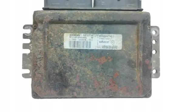 Renault Megane I Engine control unit/module 8200047493 7700110471 S110030050