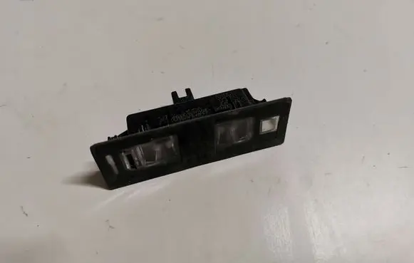 Audi Q5 SQ5 Number plate light 8W6943021