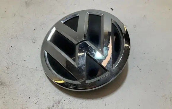 Volkswagen Crafter Manufacturer badge logo/emblem