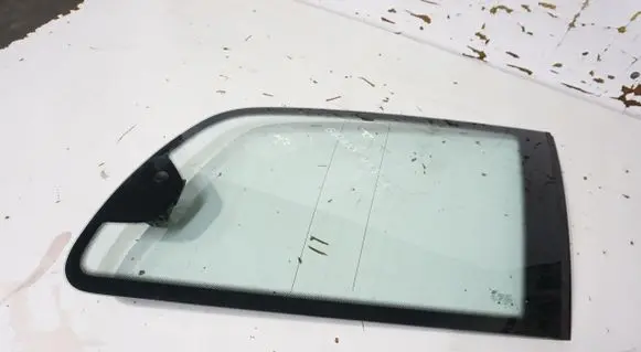 Ford Galaxy Front triangle window/glass SZYBKA