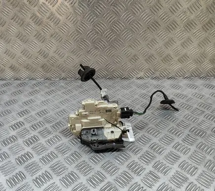 Porsche Cayenne (92A) Front door lock 8J1837016A