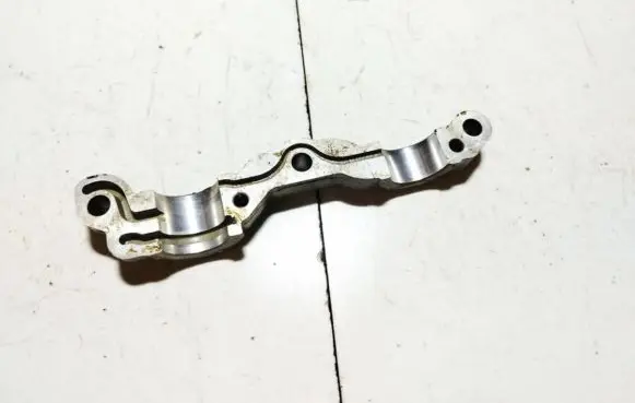 Mitsubishi Colt Camshaft holder 
