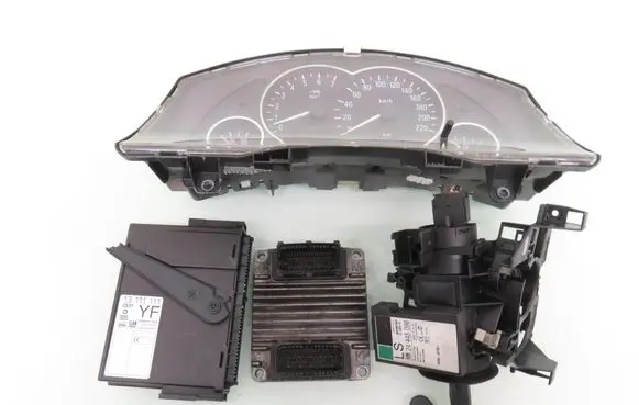 Opel Meriva A Engine control unit/module ECU 12214830