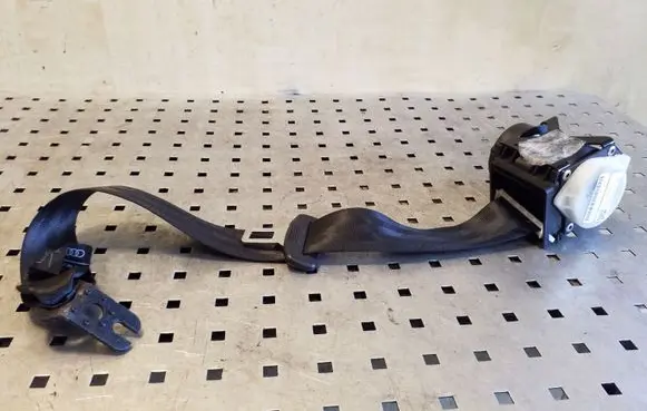 Audi A6 C7 Rear seatbelt 4G8857805B
