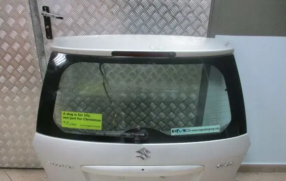 Suzuki SX4 Tailgate/trunk/boot lid
