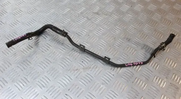 Mitsubishi 3000 GT Engine coolant pipe/hose