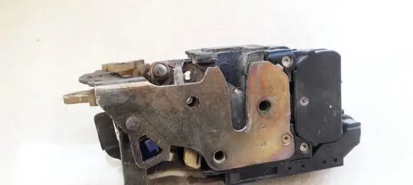 Alfa Romeo 156 Front door lock