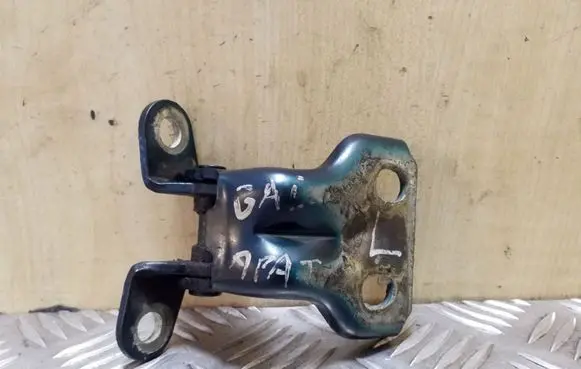 Opel Frontera A Rear door lower hinge