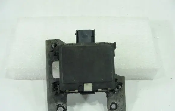 Volkswagen Polo Distronic sensor radar 5Q0907561D