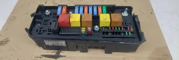 Opel Signum Fuse box set 13144709 519066013