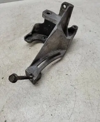 Subaru Outback Generator/alternator bracket 