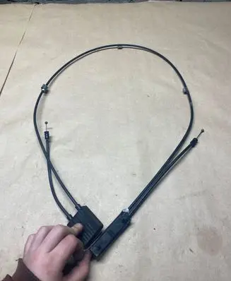 BMW 2 F46 Engine bonnet/hood lock release cable 7300571 62580110