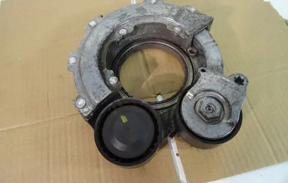 Hyundai ix35 Generator/alternator belt tensioner