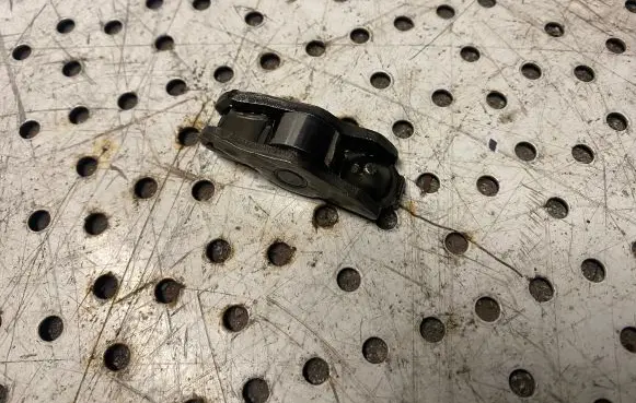 Opel Combo D Valve rocker arm 