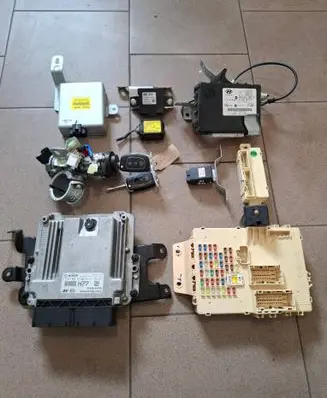 Hyundai i40 Engine ECU kit and lock set 39140-2A545