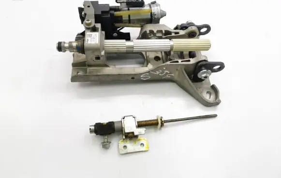 BMW 5 E60 E61 Steering column adjust motor P1018760100 1171701