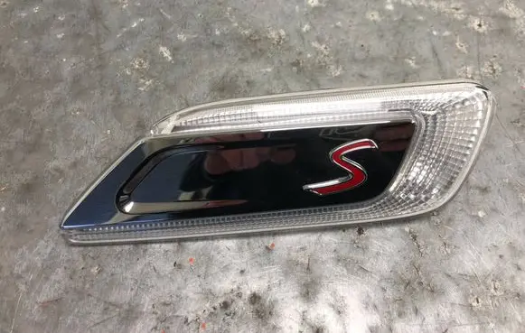 Mini Clubman F54 Front fender indicator light 7358469-BILI 7358469