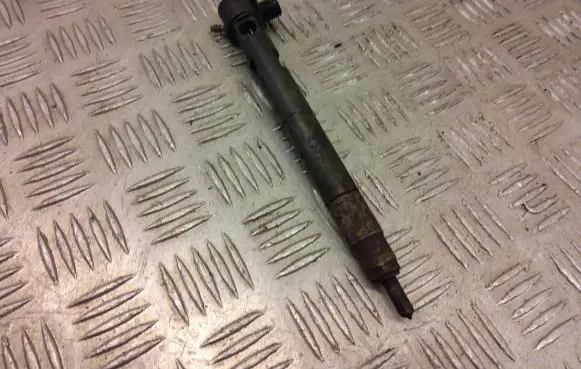 Chevrolet Captiva Fuel injector 28264951