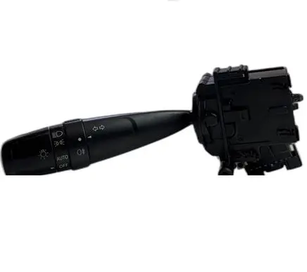 Suzuki Grand Vitara II Tailgate/trunk/boot open switch 173744