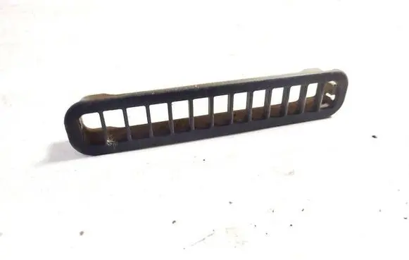 Citroen Berlingo Dash center air vent grill