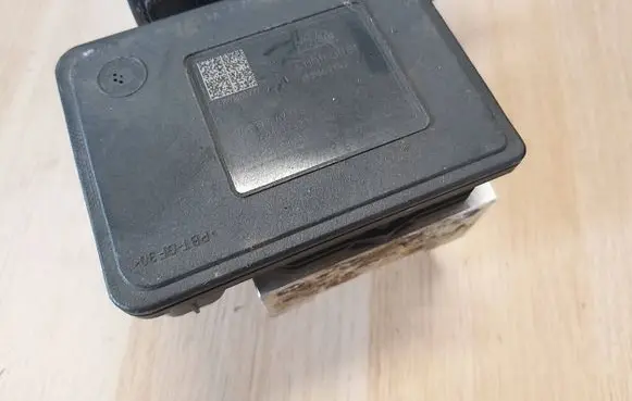 Nissan Note (E12) ABS Pump 476603VU0B