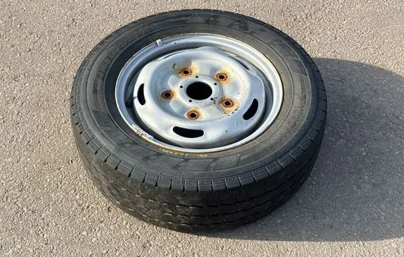 Ford Transit R15 spare wheel 