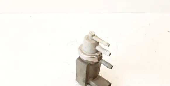 Audi A6 S6 C5 4B Turbo solenoid valve 059906627C 72290321